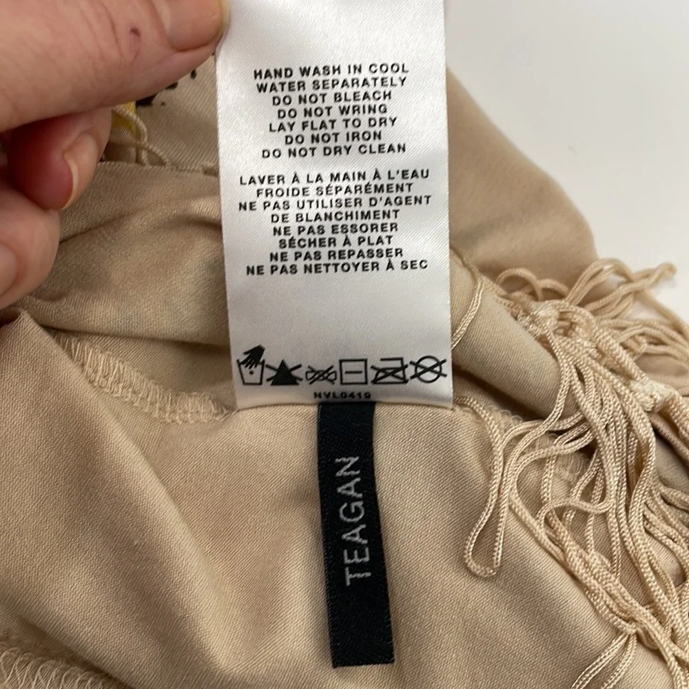 Nevada Teagan Sleeveless Top with Tassels - Picture 10 of 14